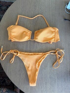 Monday swimwear bikini